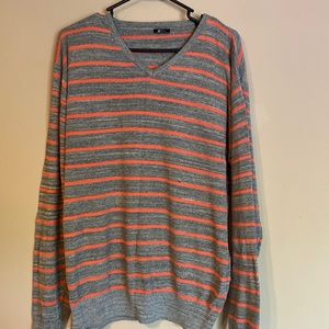PAPER DENIM & COMPANY VNECK THIN SWEATER SIZE LARGE
